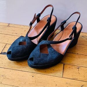 L’amour des pieds slingback wedge dress shoes